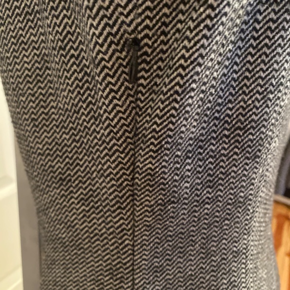 Logic Dress - EUC - Picture 7 of 10